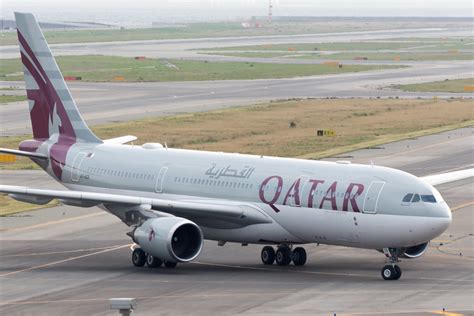Qatar Airways 708 .